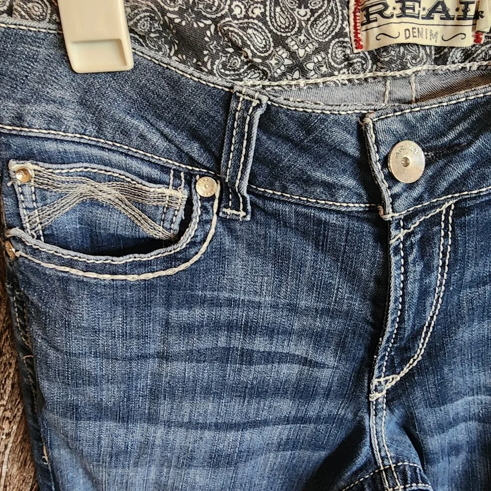 Ariat Jeans‎ Women's Size 31R x 32 REAL Denim Dresden Mid Rise Stretch Straight - Picture 4 of 10